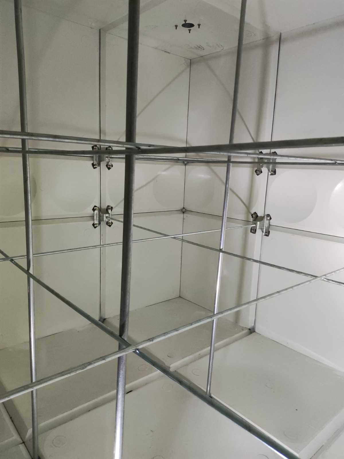 山西晉中玻璃鋼保溫水箱